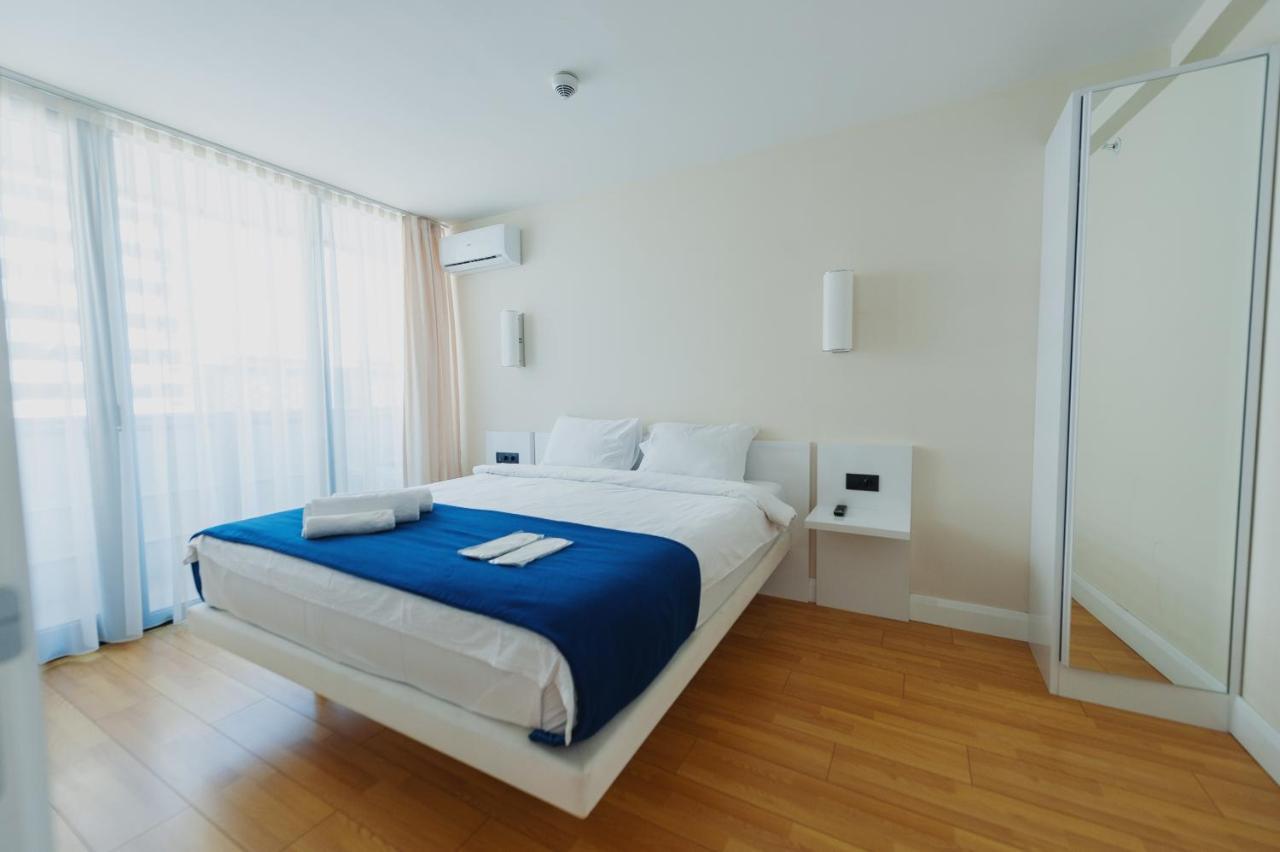 Orbi City Luxury Suite บาทูมิ ภายนอก รูปภาพ