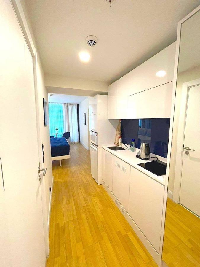Orbi City Luxury Suite บาทูมิ ภายนอก รูปภาพ